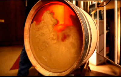 橡木桶陈酿过程中定期倒桶(换桶)频率与操作工艺