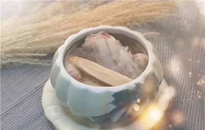 天麻和红酒可以吃吗