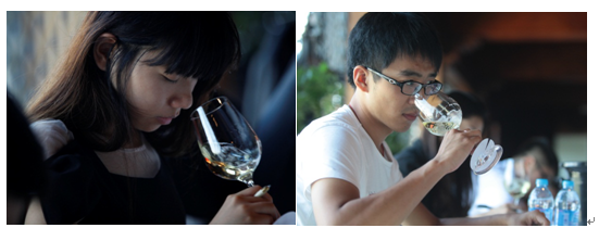 葡萄酒爱好者交流：搭建平台，促进知识共享​